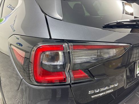 Used 2025 Subaru Outback Premium w/ Popular Package #1A image 11