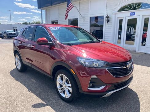Certified 2023 Buick Encore GX Preferred w/ Cold Weather Comfort Package AWD/4WD image 3
