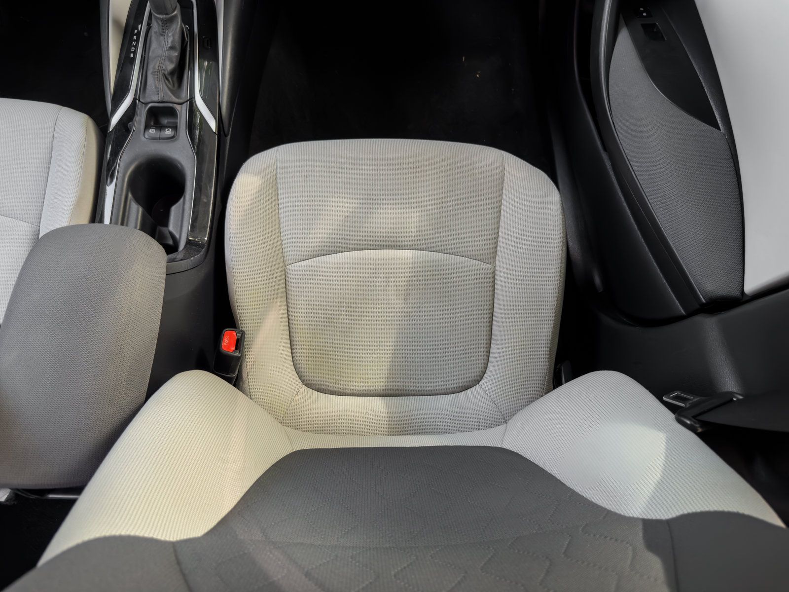 Used 2021 Toyota Corolla LE FWD image 56