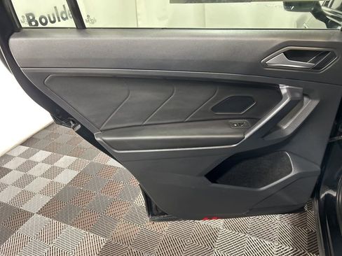 Used 2021 Volkswagen Tiguan SEL Premium R-Line image 23