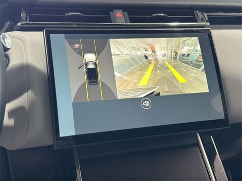 Used 2024 Land Rover Range Rover Velar Dynamic SE image 24