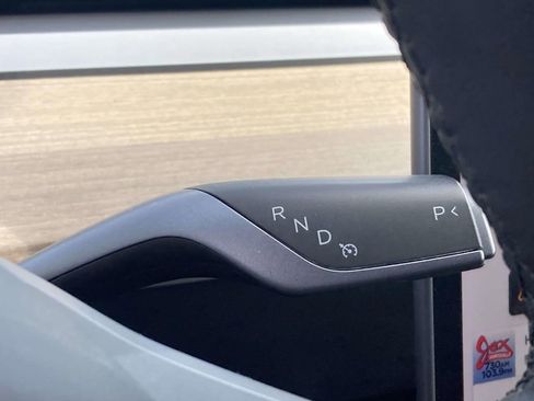 Used 2019 Tesla Model 3 Long Range image 29