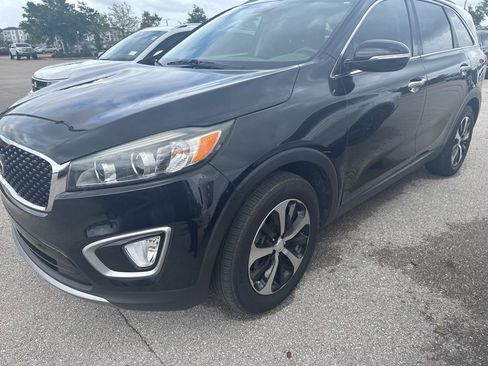 Used 2018 Kia Sorento EX image 8