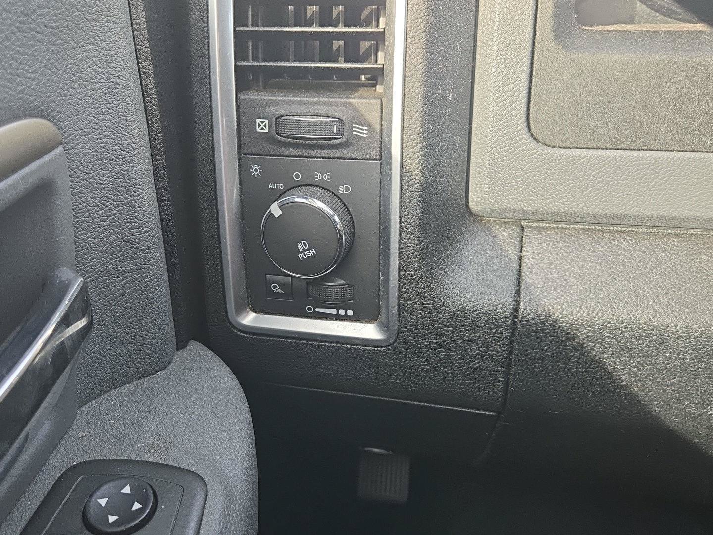 Used 2014 RAM 1500 Big Horn AWD/4WD image 22