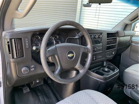 Used 2020 Chevrolet Express 2500 image 25