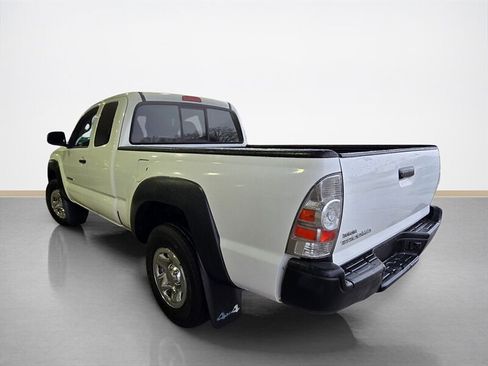 Used 2015 Toyota Tacoma 4x4 Access Cab w/ Convenience Package image 6