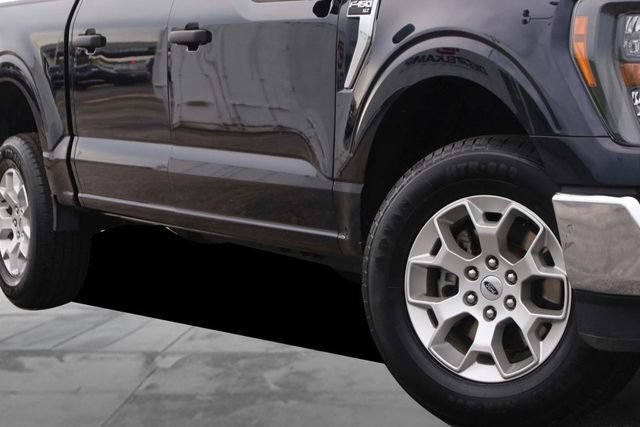 Used 2023 Ford F150 XLT AWD/4WD image 3