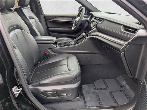 Used 2022 Jeep Grand Cherokee Overland AWD/4WD image 19