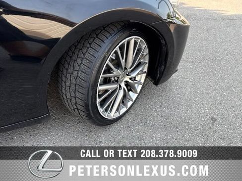 Used 2015 Lexus IS 250 w/ Navigation System Package RWD image 11