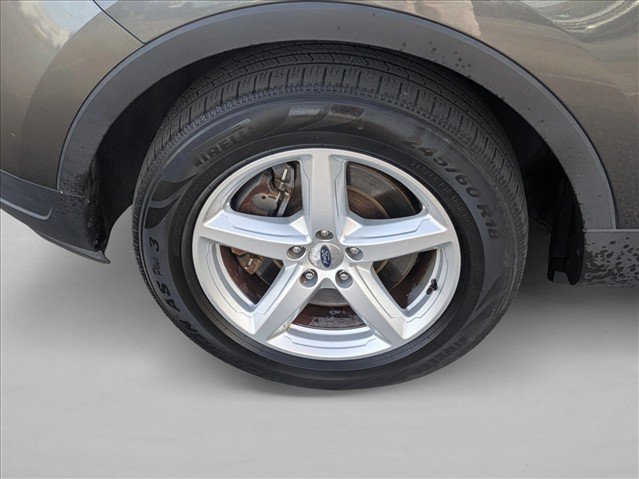 Used 2018 Ford Explorer XLT w/ Equipment Group 202A FWD image 20
