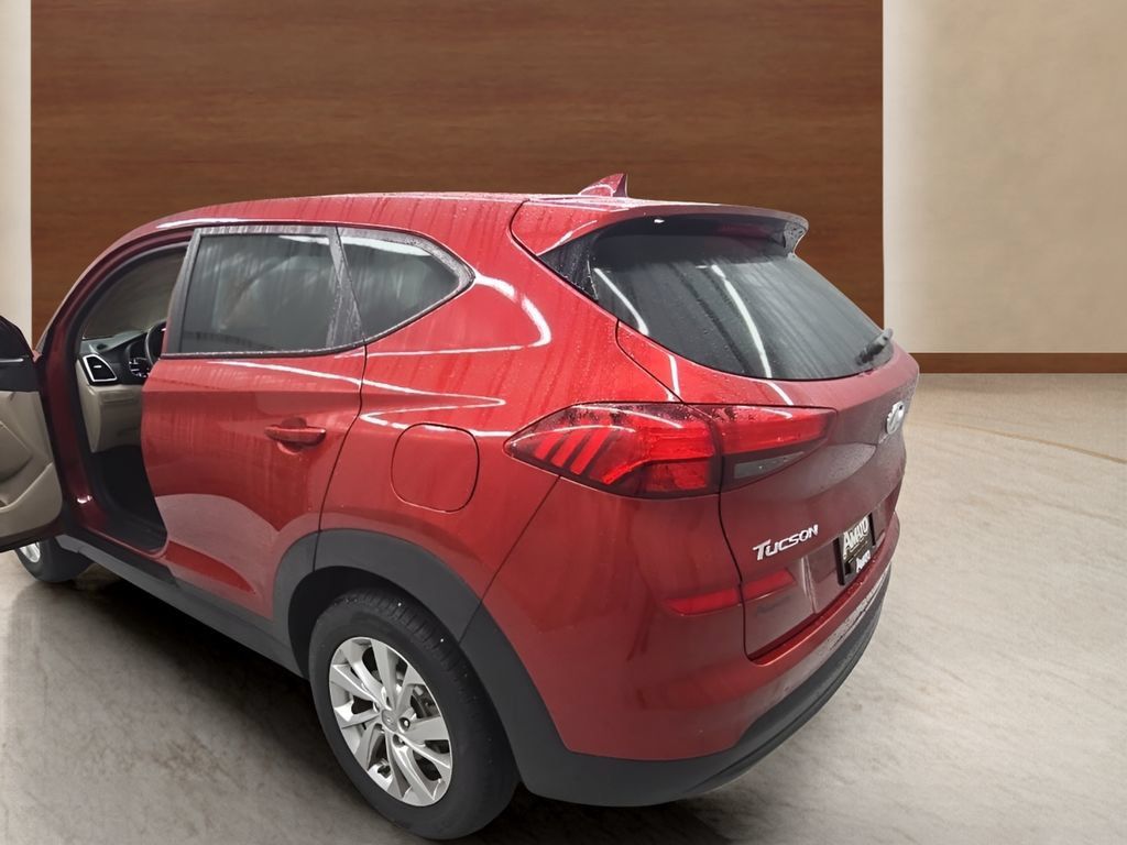 Used 2021 Hyundai Tucson SE FWD image 4