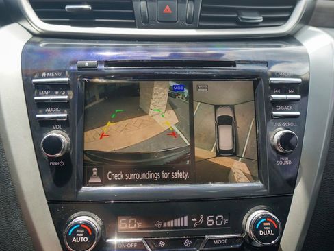 Used 2019 Nissan Murano Platinum w/ Cargo Package image 24