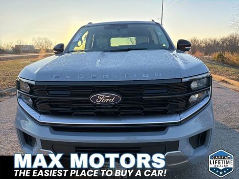 New 2025 Ford Expedition Max Platinum w/ Driver's Package image 27