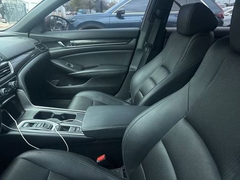 Used 2020 Honda Accord Sport image 5