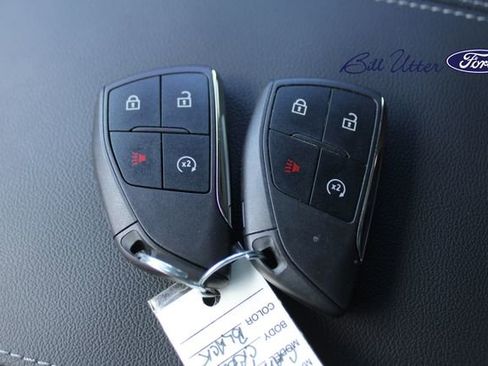 Used 2024 GMC Canyon Elevation w/ Convenience Package RWD image 23