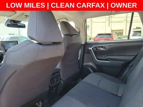 Used 2021 Toyota RAV4 XLE w/ Carpet Mat Package (TMS) FWD image 16