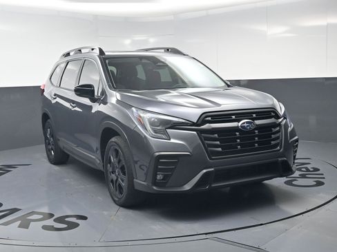 Used 2024 Subaru Ascent Onyx Edition AWD/4WD image 3
