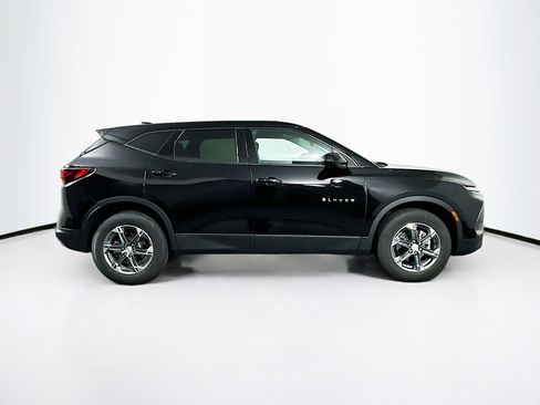 Used 2025 Chevrolet Blazer LT FWD image 10