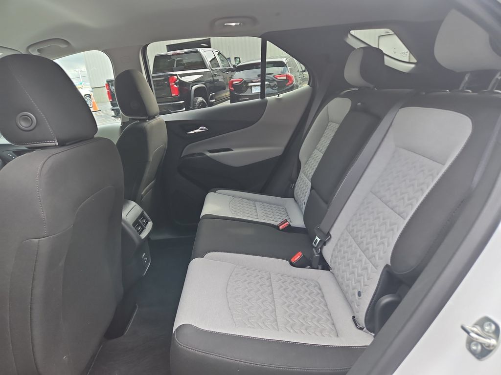 Used 2024 Chevrolet Equinox LS w/ LS Convenience Package FWD image 15
