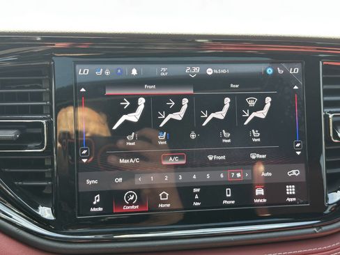Used 2022 Dodge Durango SRT w/ Premium Interior Group AWD/4WD image 21