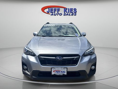 Used 2019 Subaru Crosstrek 2.0i Premium w/ Moonroof Package AWD/4WD image 2