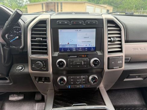 Used 2019 Ford F350 Platinum w/ Platinum Ultimate Package AWD/4WD image 27