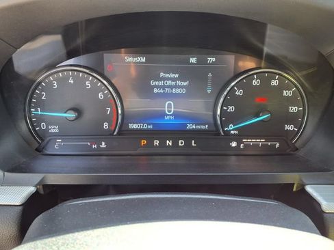 Used 2022 Ford Explorer XLT w/ Equipment Group 202A RWD image 12
