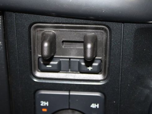 New 2025 Ford F150 Platinum w/ Equipment Group 702A High image 47