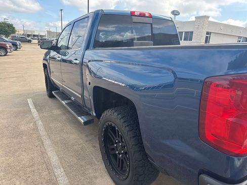 Used 2017 Chevrolet Silverado 1500 LTZ w/ Texas Edition RWD image 8