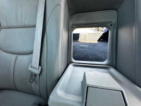 Used 2003 Toyota Avalon XLS image 67