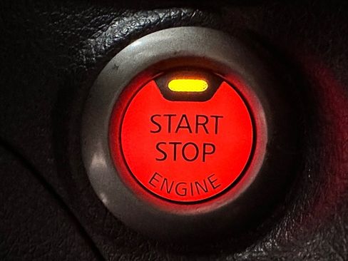 Used 2015 Nissan Sentra SV image 18