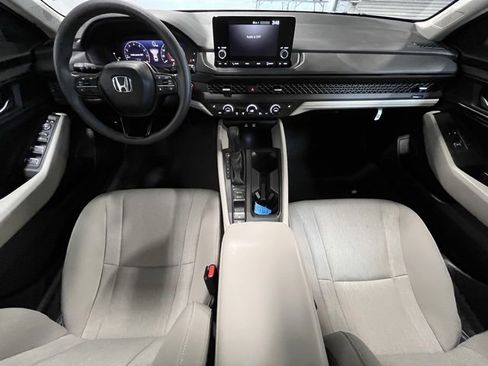 Used 2024 Honda Accord EX image 17
