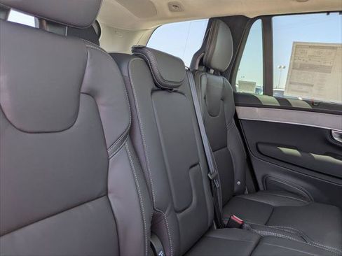 New 2026 Volvo XC90 T8 Ultra w/ Lounge Package AWD/4WD image 13