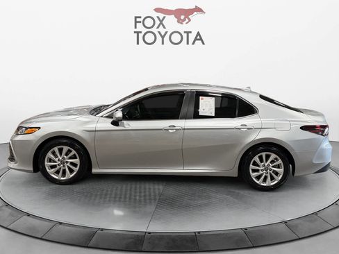 Used 2023 Toyota Camry LE FWD image 3