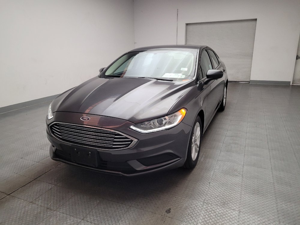 Used 2018 Ford Fusion SE w/ Fusion SE Technology Package FWD image 15