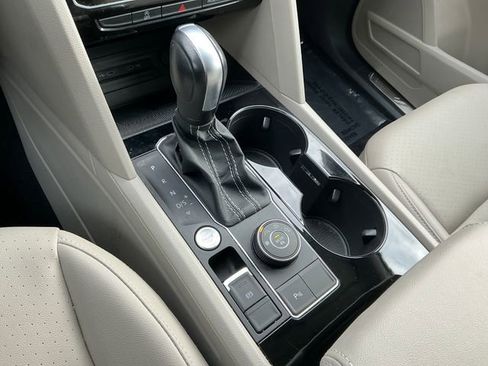 Certified 2023 Volkswagen Atlas SEL image 19