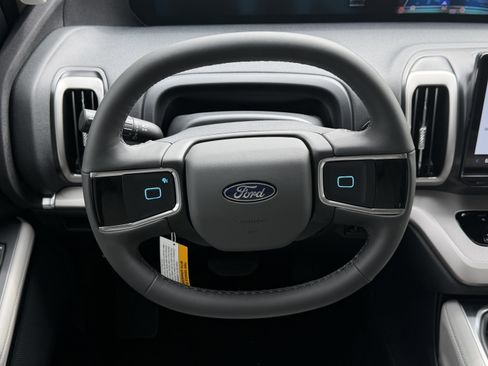 New 2026 Ford Expedition Active RWD image 12