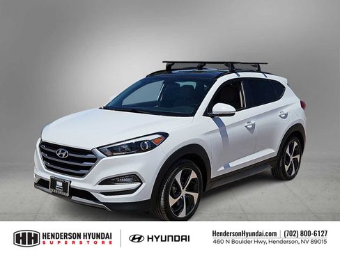 Used 2018 Hyundai Tucson Value w/ Cargo Package FWD image 4