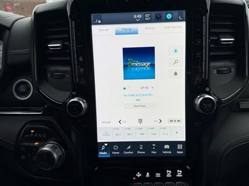 Used 2022 RAM 1500 Limited w/ Bed Utility Group image 10