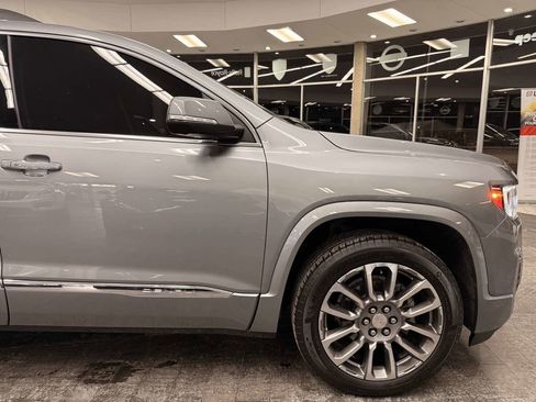 Used 2023 GMC Acadia Denali w/ Denali Technology Package image 6
