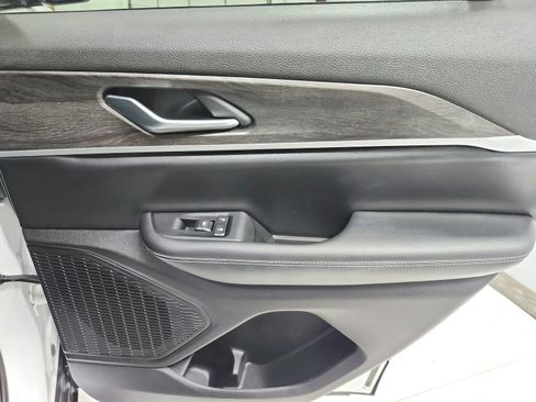 Used 2023 Jeep Grand Cherokee Limited AWD/4WD image 44