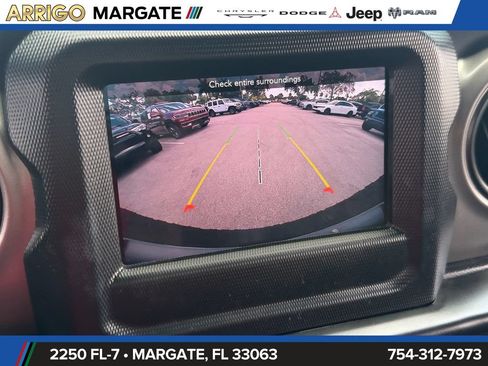 Used 2021 Jeep Wrangler Unlimited Sport AWD/4WD image 24