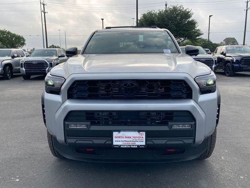 New 2026 Toyota 4Runner TRD Off-Road Premium image 2