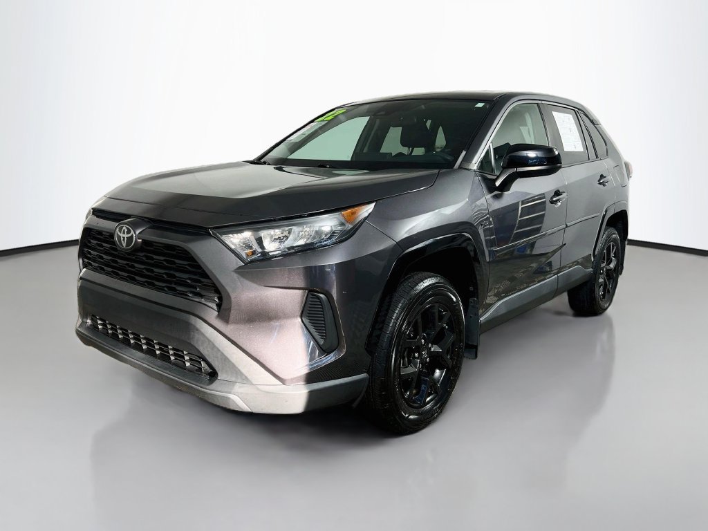 Used 2022 Toyota RAV4 LE FWD image 7