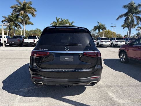 Used 2023 Mercedes-Benz GLS 580 4MATIC image 3