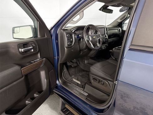 Used 2019 Chevrolet Silverado 1500 LT w/ All-Star Edition image 3