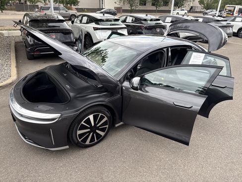 Used 2024 Lucid Air Touring AWD/4WD image 13
