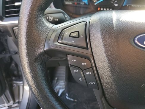 Certified 2022 Ford Edge SE w/ Black Appearance Package image 20