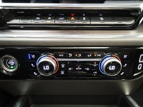 Used 2023 GMC Sierra 1500 SLT w/ SLT Premium Package image 17