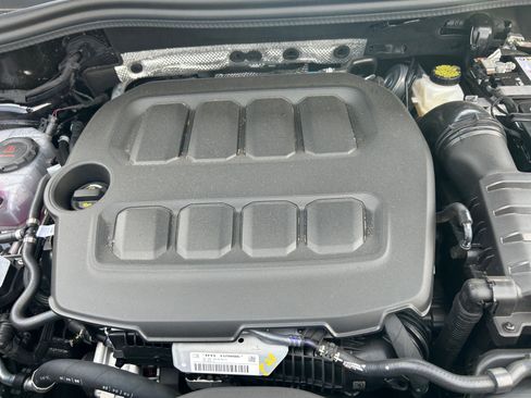 Used 2026 Volkswagen Tiguan SE FWD image 21